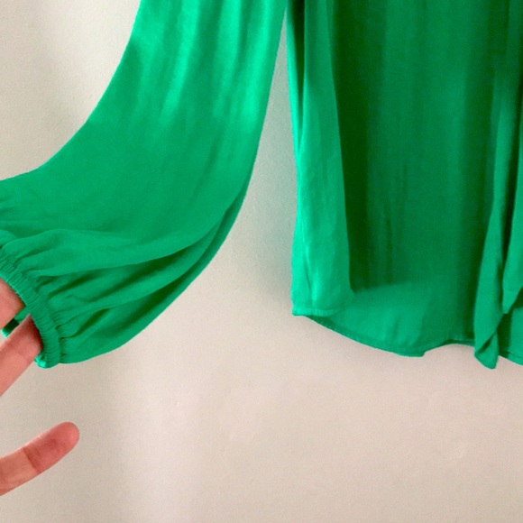 NWT Rachel Zoe Emerald Green tie neck blouse - Picture 3 of 6